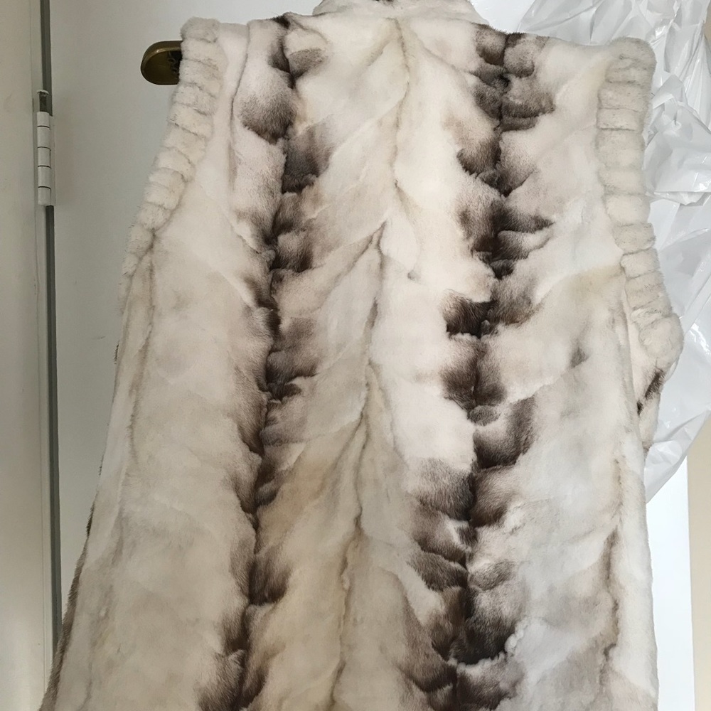 Mink reversible to poplin vest - Picture 3 of 8